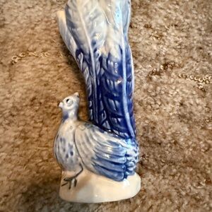 Vintage Blue & White Pheasant Vase / Figurine Vase